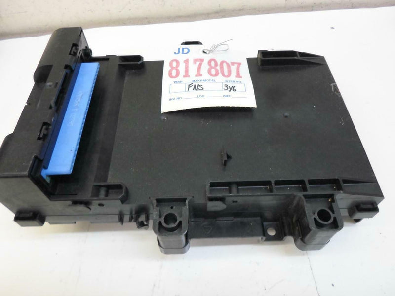 OEM Fuse Box Relay Dodge Caravan 1996 4707592