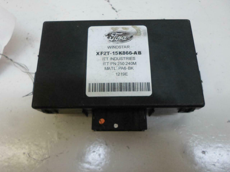 Park Assist Control Module for 1999, 2000 Ford Windstar – XF2T-15K866-AB