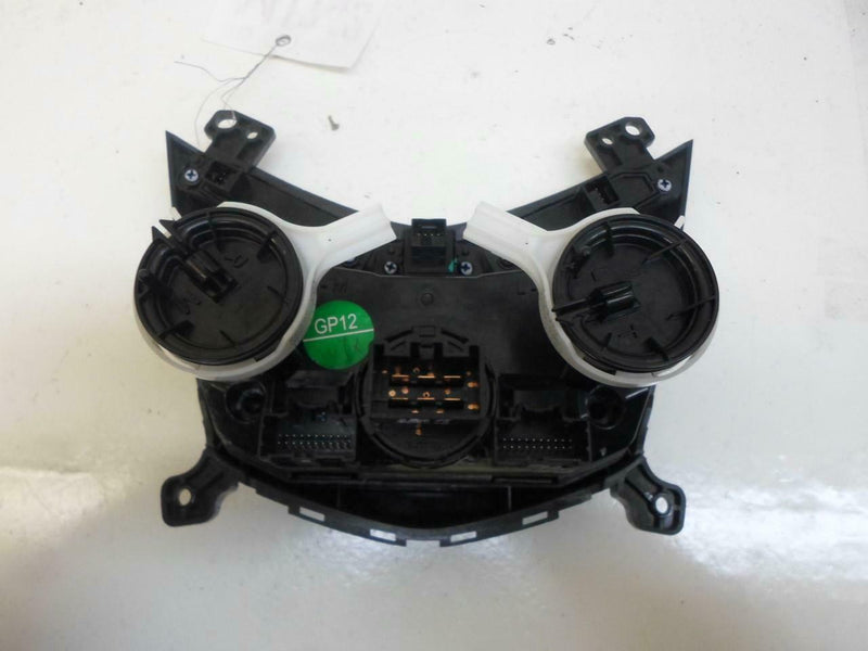 OEM Climate Control Chevrolet Sonic 2012 95466015