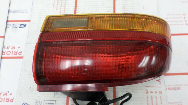 OEM Taillight Rear Left Driver Side Saturn S Series Sedan 1993 1994 16513963