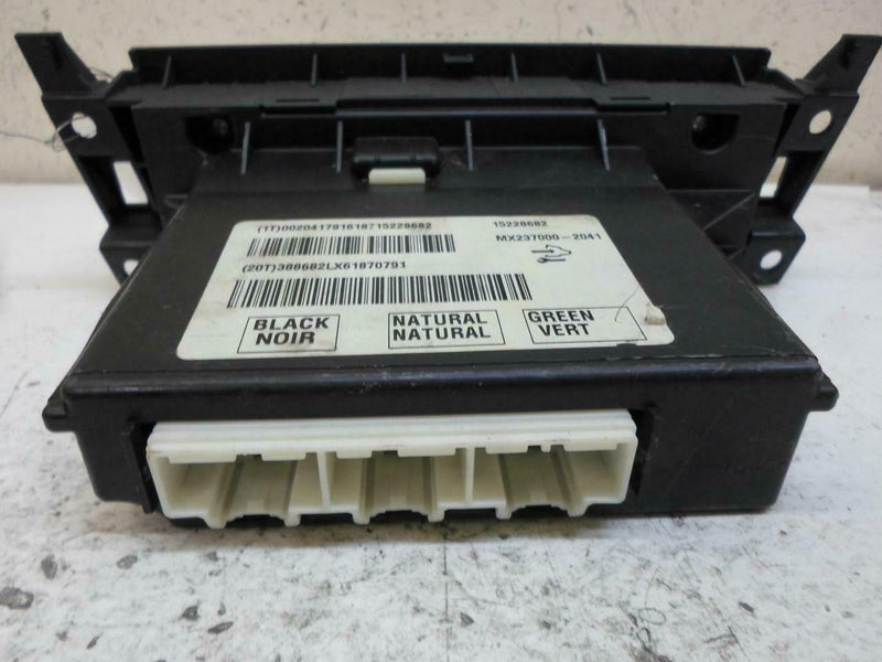 OEM Climate Control Cadillac Dts 2007 2008 2009 2010 2011 15228682