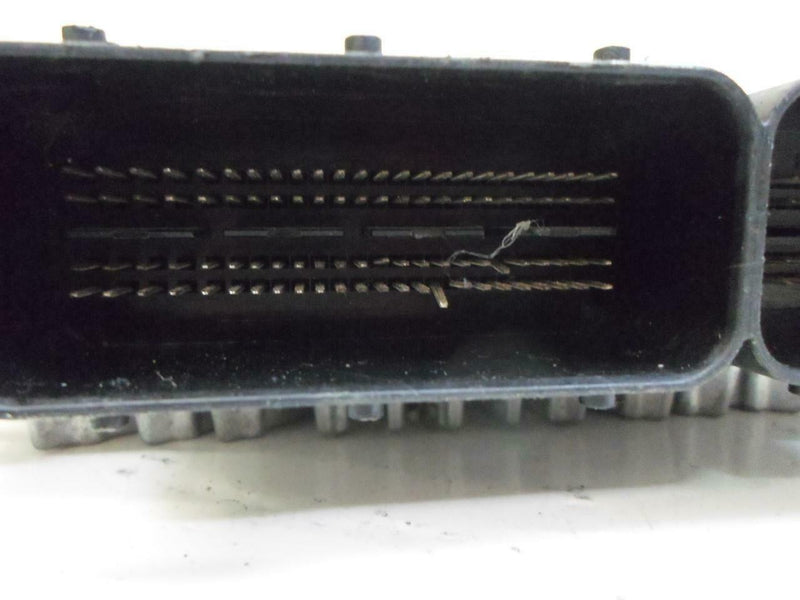 OEM Engine Computer for 2009, 2010 Volvo 40-Series – P31286162