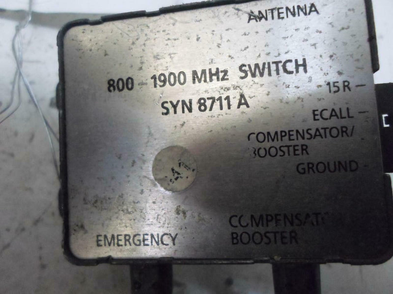 OEM Antenna Booster Compensator Switch Mercedes Benz S-Class 2000 2001 Syn8711A
