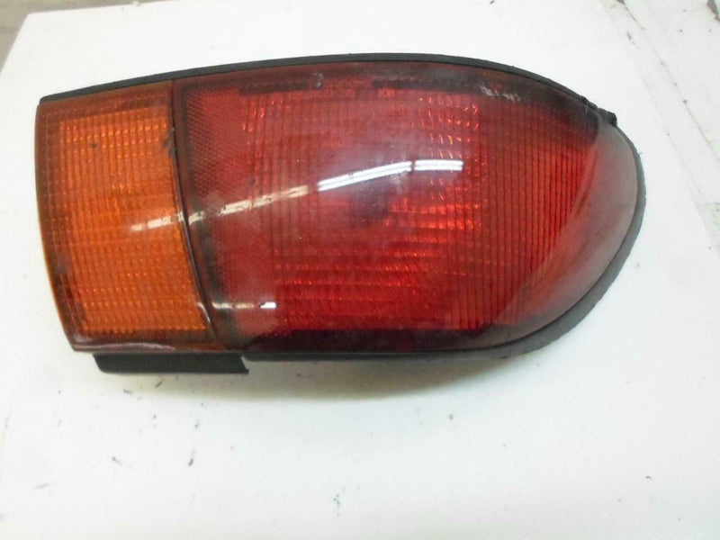 OEM Left Taillight Nissan Sentra 1995 1996 1997 1998 1999 27/8W