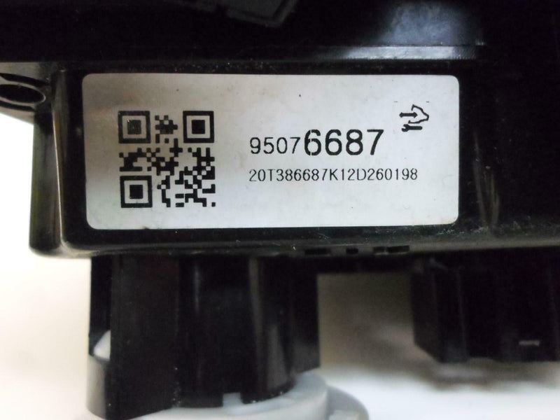 OEM Climate Control Chevrolet Sonic 2012 95076687