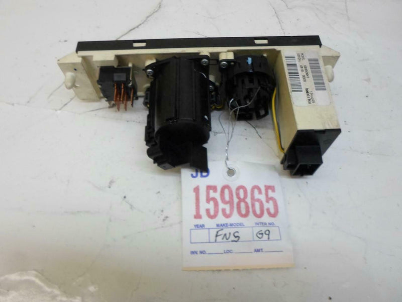 OEM Climate Control Chevrolet Cavalier 2000 2001 2002 09350641