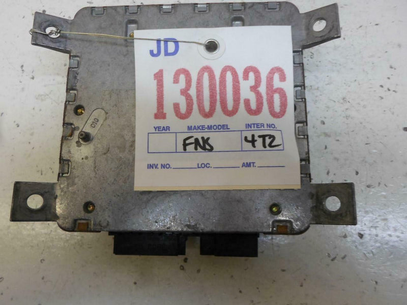 Airbag Control Module Chrysler Town & Country 1998 1999 2000 04686256