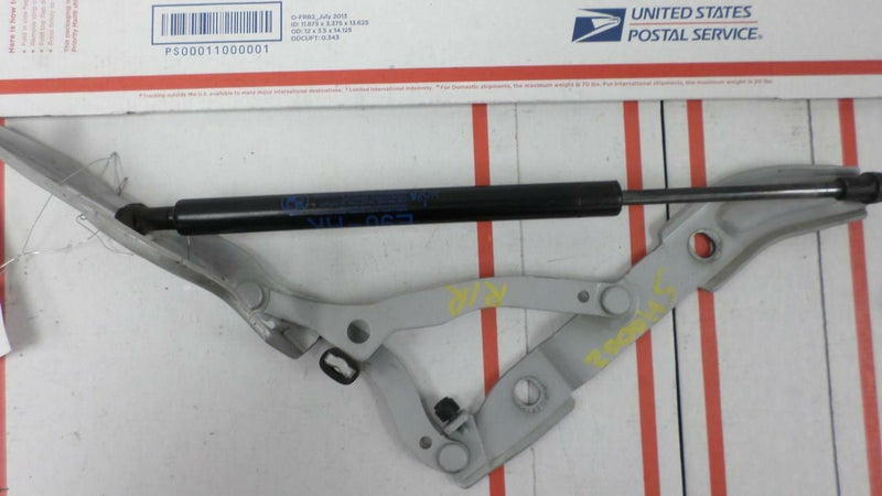 OEM Hood Strut Rear Right Passenger Side BMW E90 3-Series 325I 2006 6769157