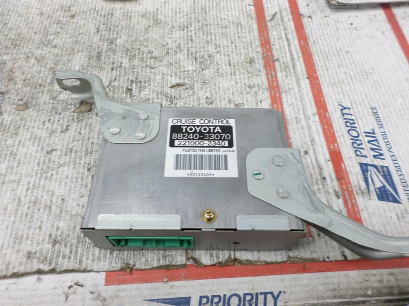 Cruise Control Module Toyota Camry 1997 1998 88240-33070 221000-2340