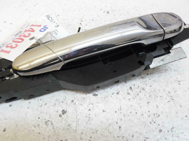 OEM Exterior Door Handle Nissan Versa 2014 Sh4Ha R1A