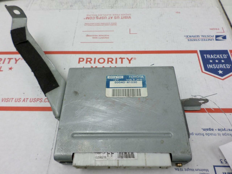 ABS Control Module Toyota Avalon 1998 1999 89540-41030
