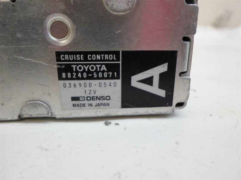 Cruise Control Module for 1995, 1996, 1997 Lexus LS400 – 88240-50071