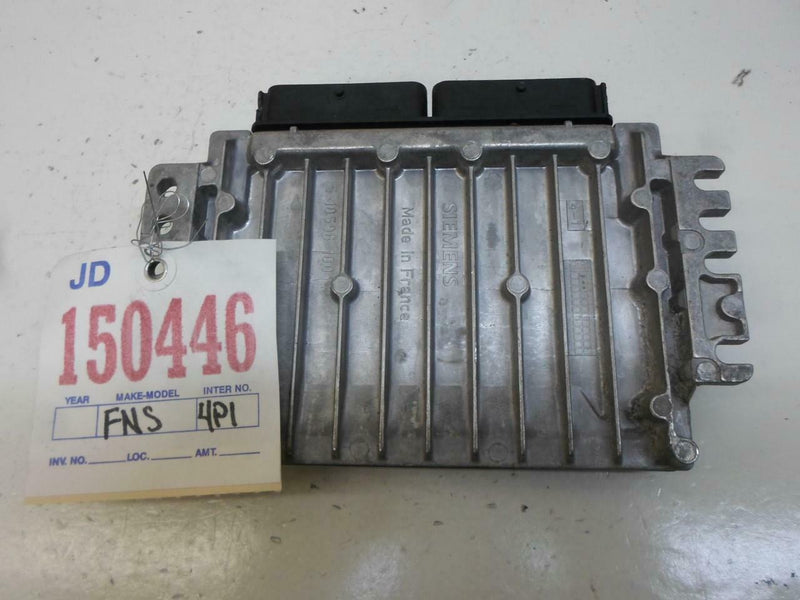 OEM Engine Computer for 2001, 2002, 2003, 2004 Volvo 40-Series – P30614345