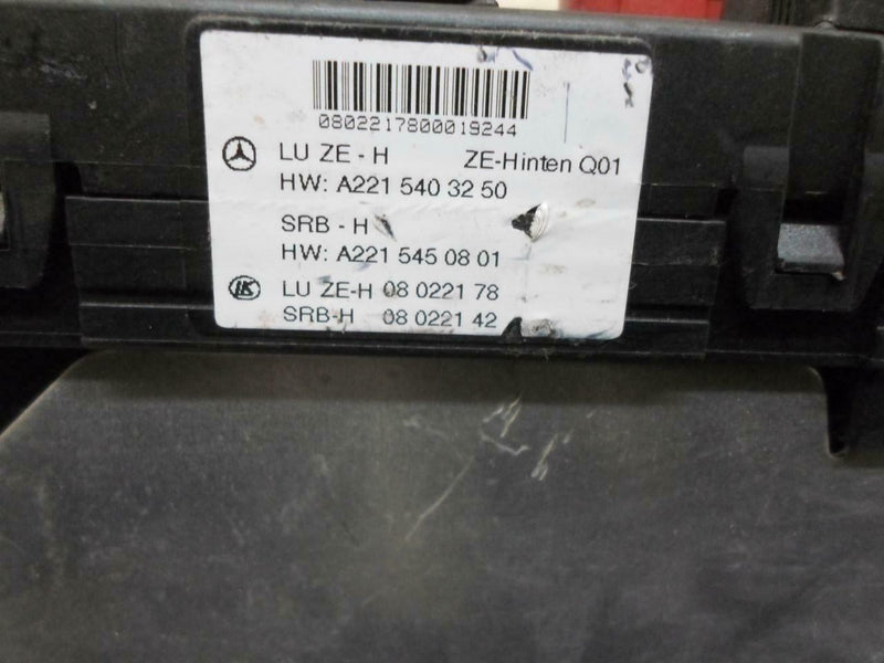 OEM Sam Fuse Box Relay Module Mercedes Benz W221 S-Class S550 1997 2215403250