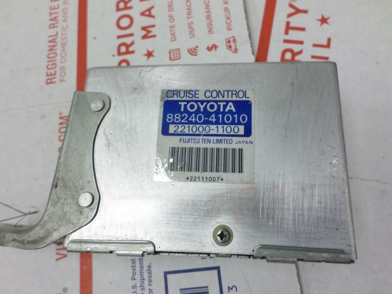 Cruise Control Module Toyota Avalon 1995 1996 88240-41010