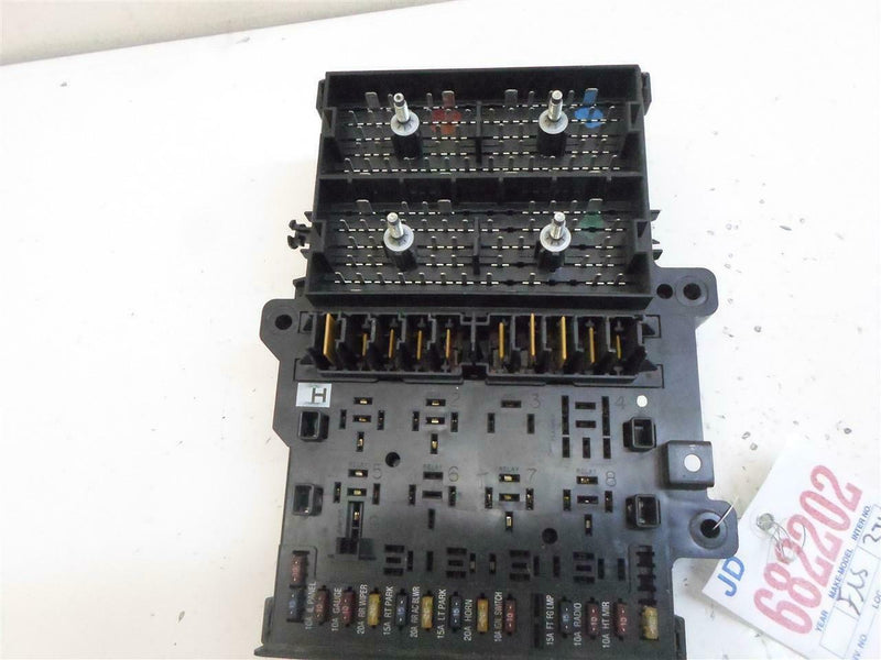 OEM Fuse Box Relay Dodge Caravan 1996 4707592