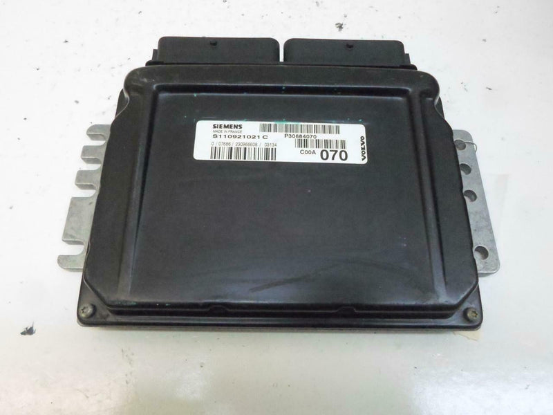 OEM Engine Computer Volvo 40 Series 2004 P30684070 ECM ECU PCM