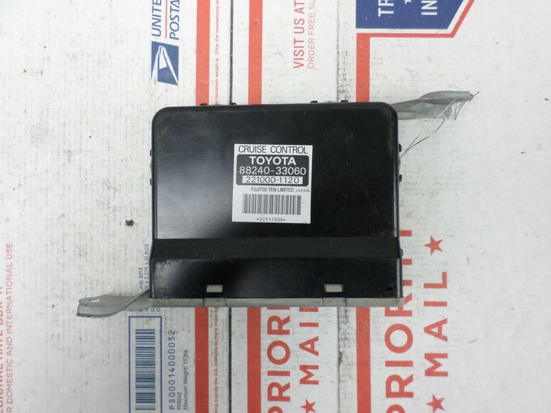 Cruise Control Module Toyota Camry 1994 1995 88240-33060