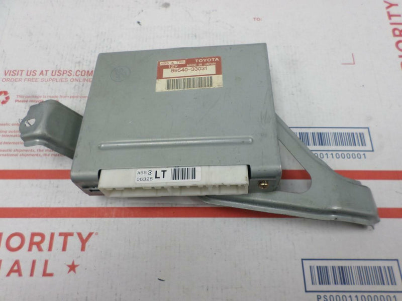ABS Control Module Lexus ES300 1997 89540-33031
