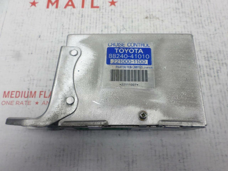 Cruise Control Module Toyota Avalon 1995 1996 88240-41010