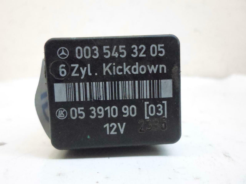 OEM Kickdown Relay Mercedes Benz C-Class 1994 1995 1996 1997 003 545 32 05