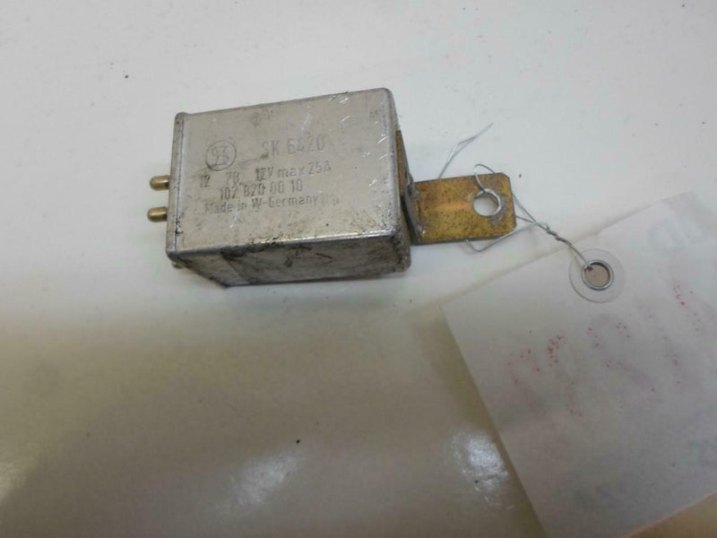 OEM Defroster Relay Mercedes Benz 560Sl 1985 1986 1987 1988 1989 107 820 00 10