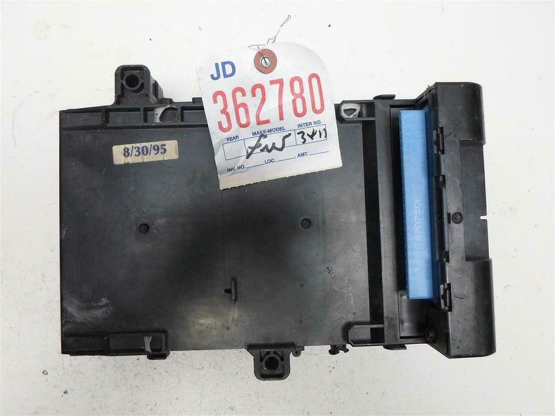 OEM Fuse Box Relay Dodge Caravan 1996 4707592