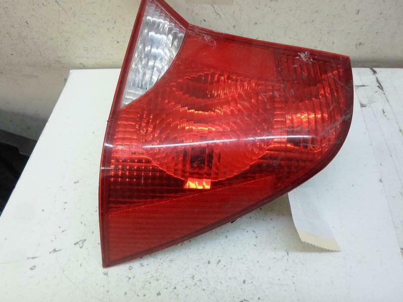 OEM Taillight Right Side Ford Focus 2000 2001 Ys4X-13404-Hd