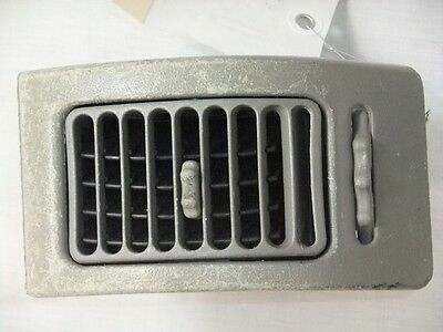 OEM Dash Vent Oldsmobile Eighty Eight 1997